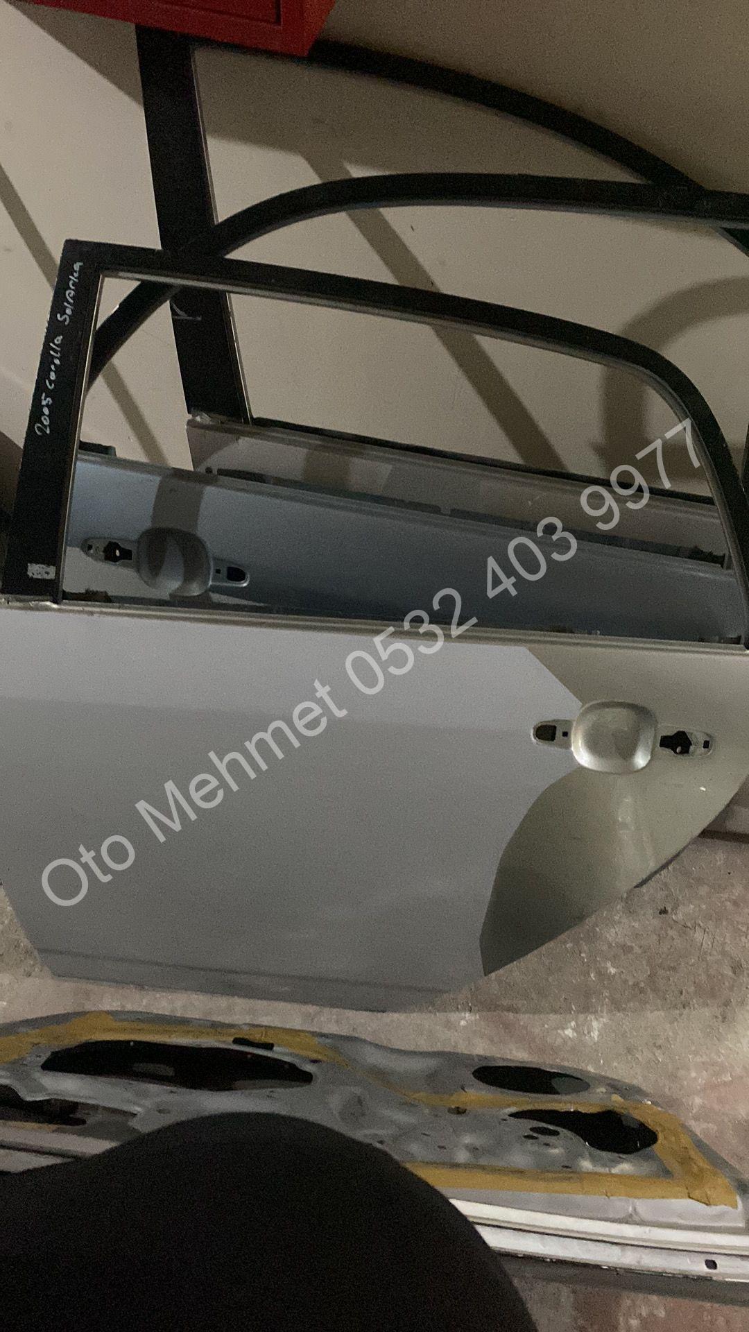 Toyota Corolla 2002-2008 Çıkma Sol Arka Kapı